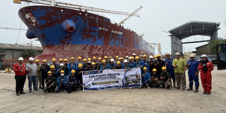 Prodi Teknik Mesin UMSU Laksanakan Kunjungan Industri ke PT Waruna Shipyard Indonesia